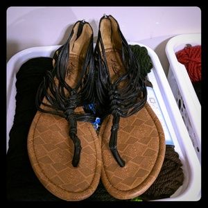 Lucky Brand Sandals